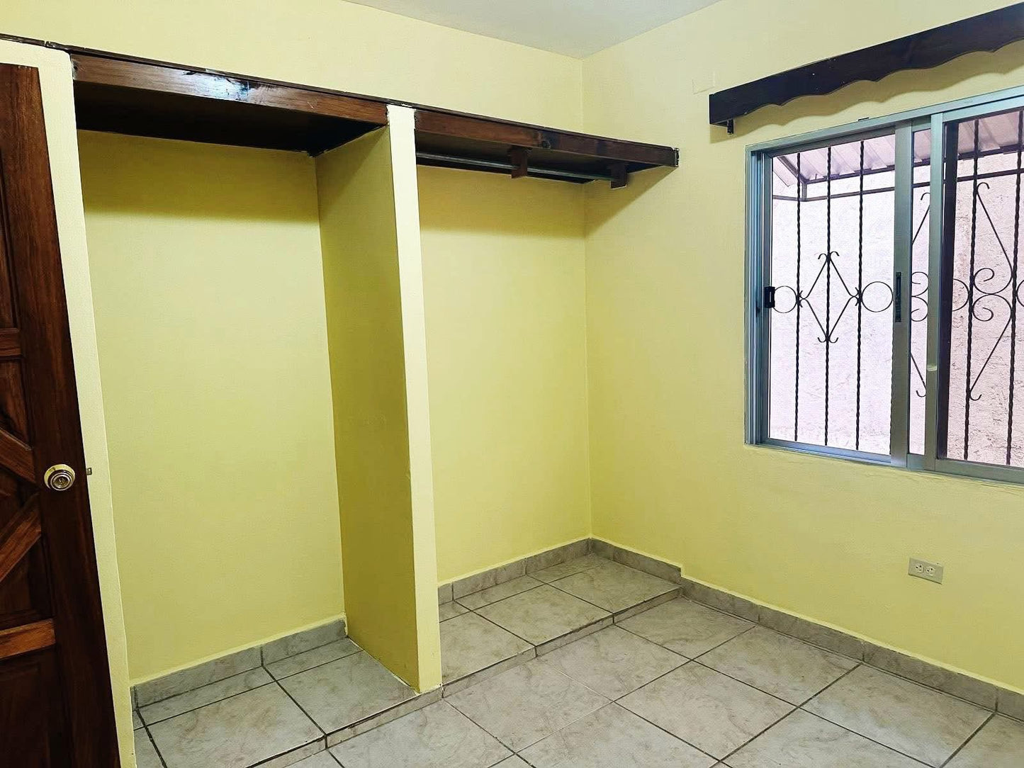 Apartamento en alquiler en Colonia Florencia, Francisco Morazán de 2 habitaciones en circuito cerrado con vigilancia incluida