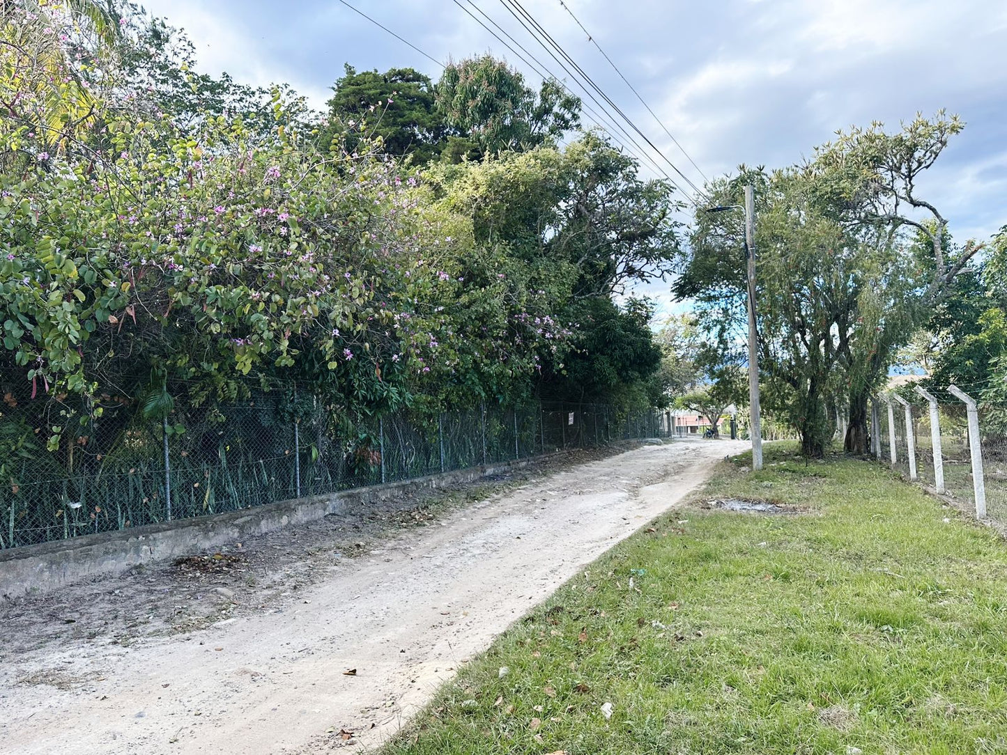 Finca amplia en Galeras, Francisco Morazán cerca de Zamorano con casa y pozo de agua