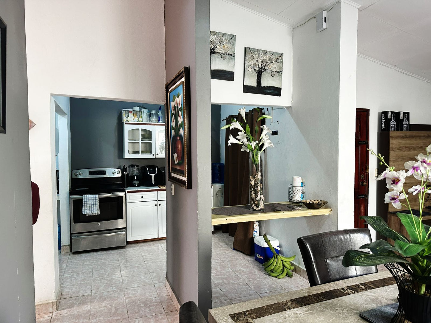 Casa en venta en Residencial Ciudad Lempira, Francisco Morazán remodelada con terraza y 3 habitaciones