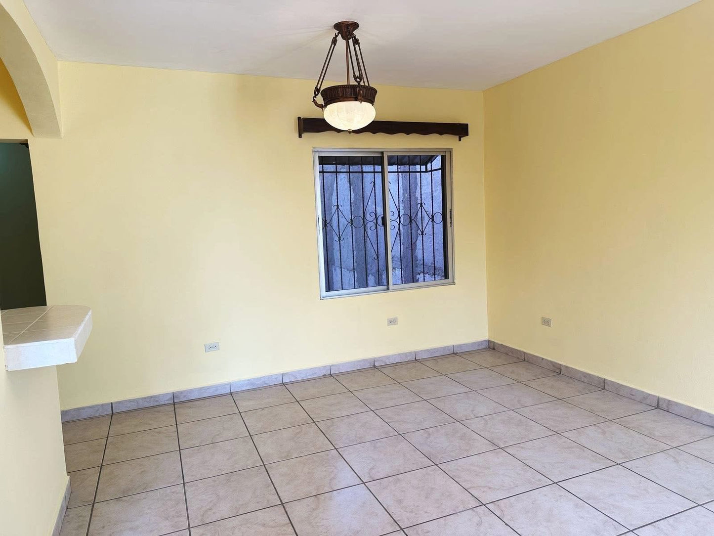Apartamento en alquiler en Colonia Florencia, Francisco Morazán de 2 habitaciones en circuito cerrado con vigilancia incluida