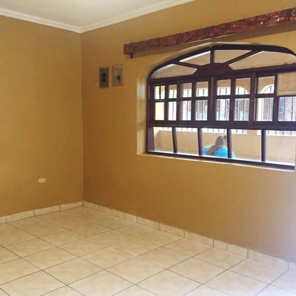 Casa en venta en Colonia Torocagua, Francisco Morazán con apartamentos independientes ideal para inversión o renta