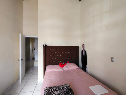 Casa en venta en Residencial Cascadas, Francisco Morazán de 3 habitaciones en circuito cerrado con garaje para 2 vehículos