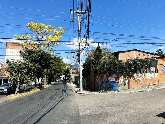 Propiedad en venta en Colonia Miraflores, Tegucigalpa ideal para inversión comercial o desarrollo