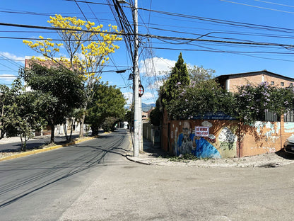 Propiedad en venta en Colonia Miraflores, Tegucigalpa ideal para inversión comercial o desarrollo