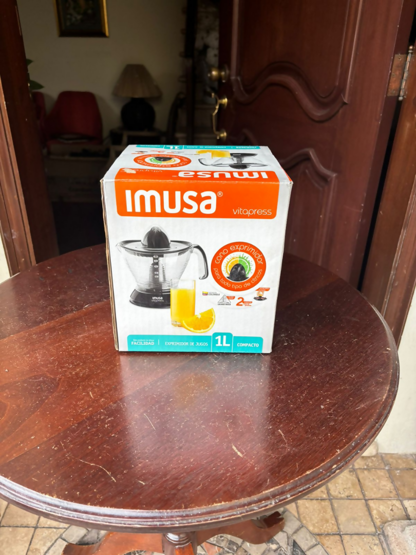 Cono exprimidor jugo